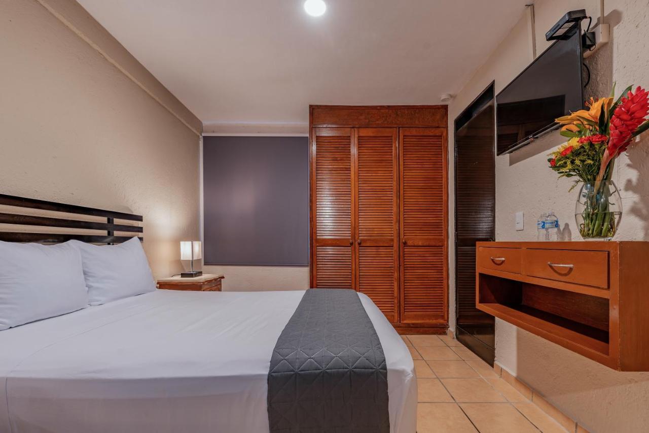 Hotel Brisas 5A Av, Πλάγια Ντελ Κάρμεν Εξωτερικό φωτογραφία