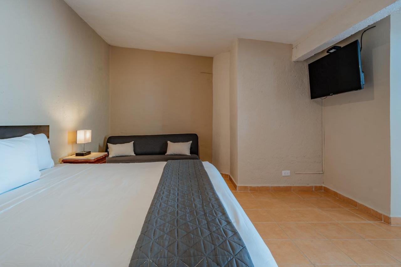 Hotel Brisas 5A Av, Πλάγια Ντελ Κάρμεν Εξωτερικό φωτογραφία