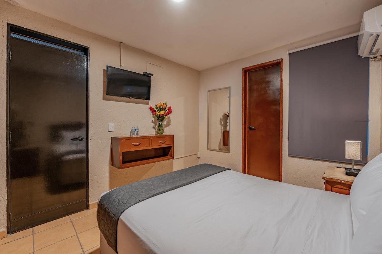 Hotel Brisas 5A Av, Πλάγια Ντελ Κάρμεν Εξωτερικό φωτογραφία